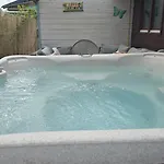 Balistyle Incl Jacuzzi Near Amsterdam And Schiphol Holiday home *