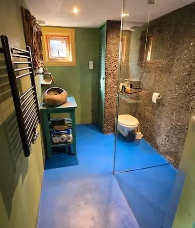 Balistyle Incl Jacuzzi Near Amsterdam And Schiphol 펜션